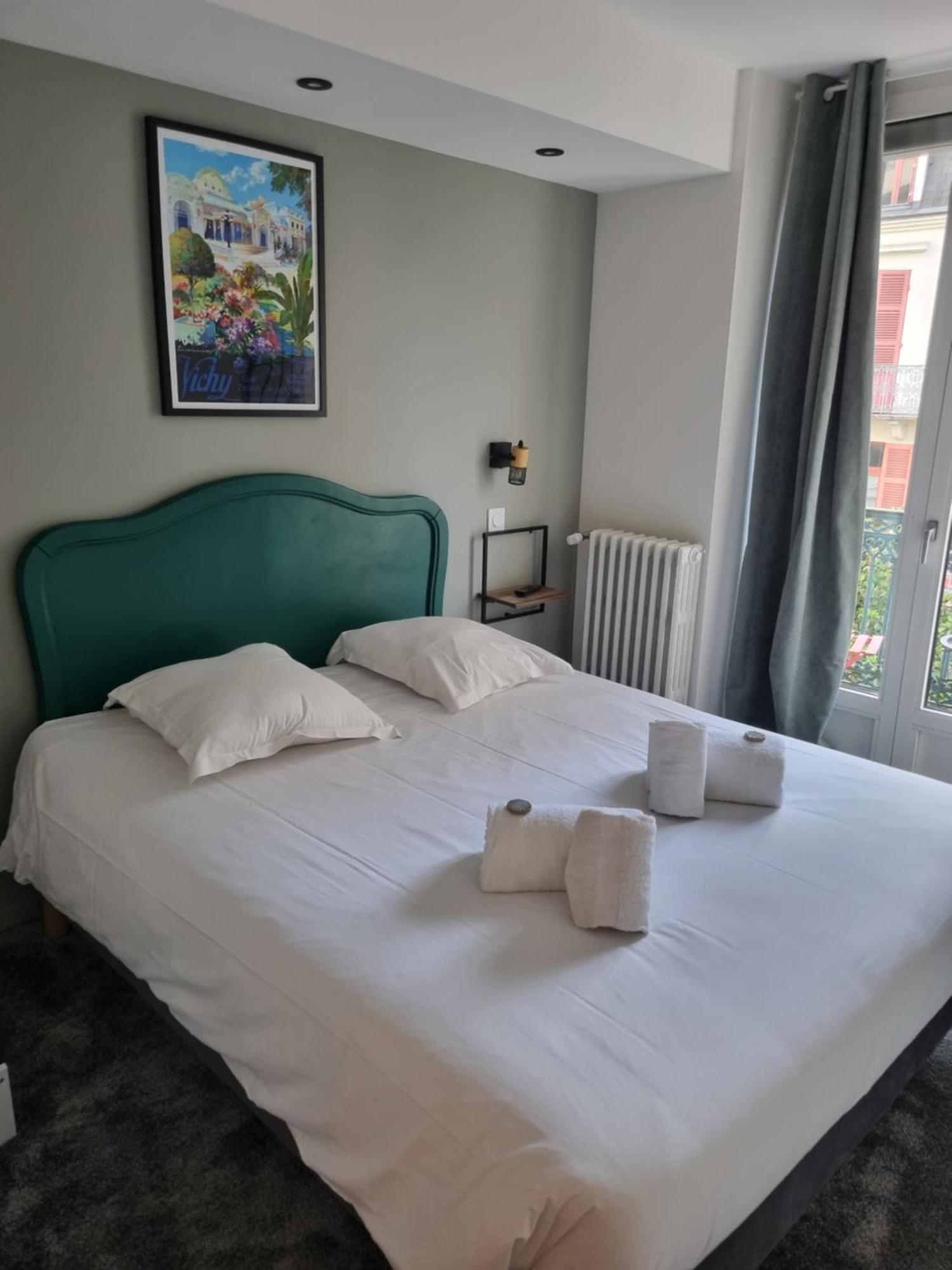 Hotel & Restaurant Le Patio Виши Экстерьер фото