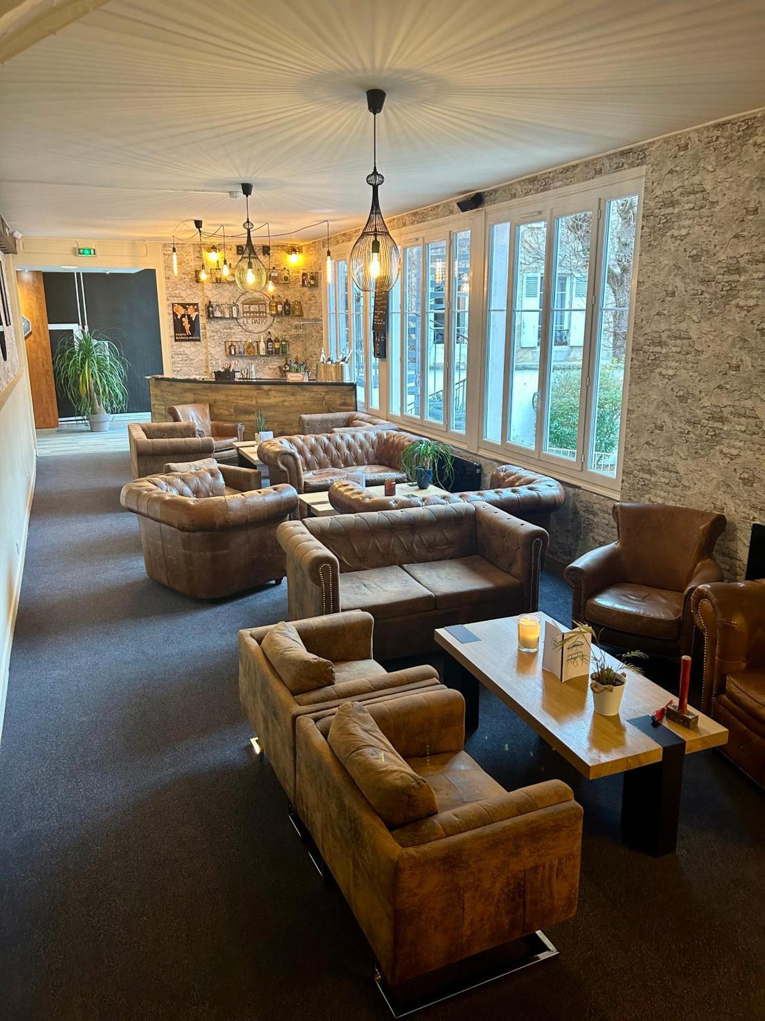 Hotel & Restaurant Le Patio Виши Экстерьер фото